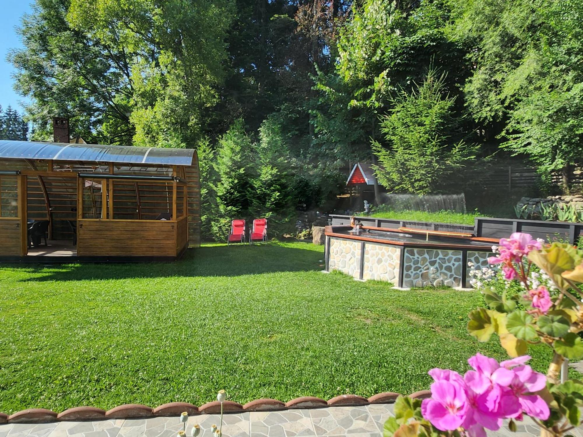 Casa Turta Dulce Hotell Buşteni Eksteriør bilde